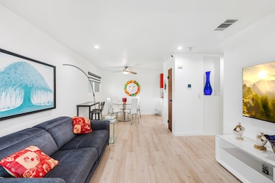 2812 N Auburn Ct unit 201, Palm Springs, CA 92262 - photo 4