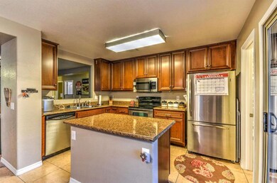Kitchen (1)