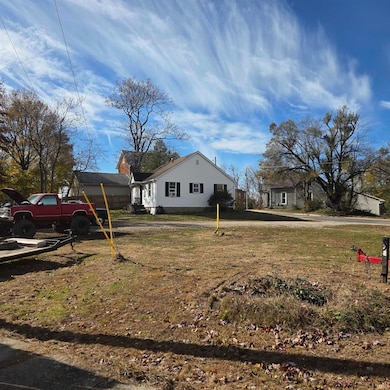 723 N 4th St, Boonville, IN 47601 - photo 2