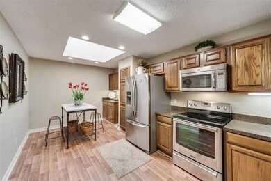 1605 Autumn Chase Square, Bedford, TX 76022 - photo 5