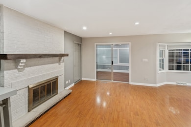 1735 Fender Rd, Naperville, IL 60565 - photo 6