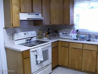 2nd kitchen