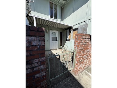 12827 SE Stark St unit B4, Portland, OR 97233 - photo 3