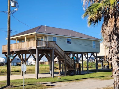 136 Collins Ln, Grand Isle, LA 70358 - photo 4