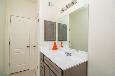 925 Muffleson St, El Paso, TX 79928 - photo 7