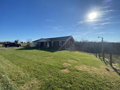 4484 Talmage Mayo Rd, Harrodsburg, KY 40330 - photo 4