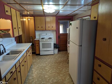 311 W Jefferson St, Osceola, IA 50213 - photo 5