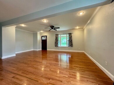 709 NW 6th St, Bentonville, AR 72712 - photo 5