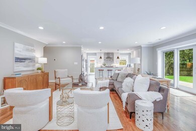 8602 Woodbrook Ln, Chevy Chase, MD 20815 - photo 5