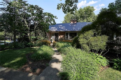 741 Wyomissing Blvd, Reading, PA 19610 - photo 2