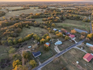 469 Dugan Chapel Rd, Bells, TX 75414 - photo 7