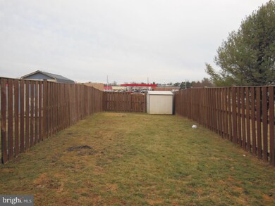 203 Heritage Ct, Walkersville, MD 21793 - photo 3