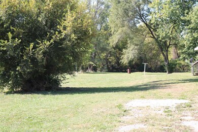 4728 NE 27th St, Des Moines, IA 50317 - photo 2