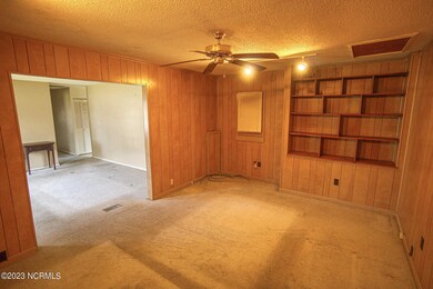 Interior Photos (2)