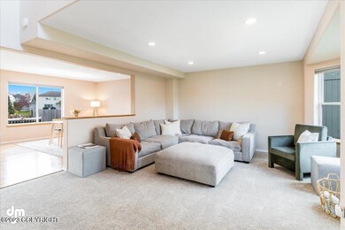 05-Living Room_ELI05730-Edit