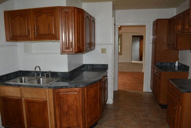 1117 S Luick Ave, Muncie, IN 47302 - photo 6