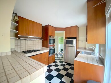 42 Tierney St unit 1, Cambridge, MA 02138 - photo 6