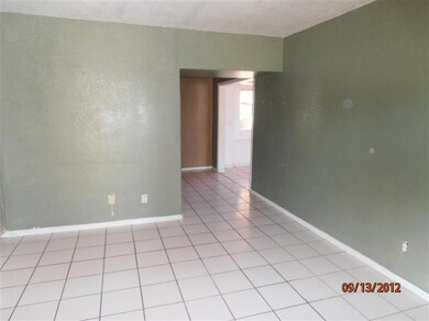 807 Stacey Ave, El Centro, CA 92243 - photo 2