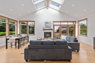 495 2nd Ave N, Edmonds, WA 98020 - photo 3