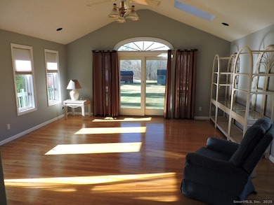 35 Dower Rd, South Windsor, CT 06074 - photo 7