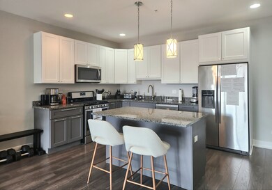 1202 Waukegan Rd unit 201, Glenview, IL 60025 - photo 2