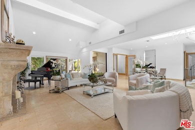 605 N Hillcrest Rd, Beverly Hills, CA 90210 - photo 5