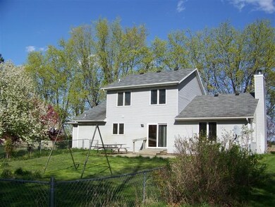 3749 Old Stone Rd, Oregon, WI 53575 - photo 2
