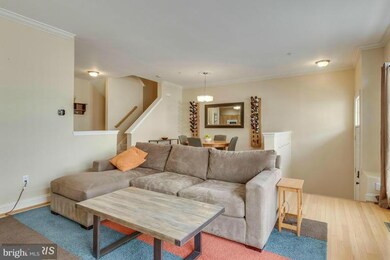 46355 Hobbs Square, Sterling, VA 20165 - photo 5