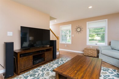 17 Harding St, Rochester, NH 03867 - photo 6