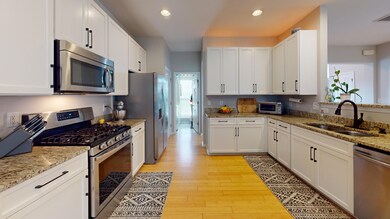 2226-Red-Fern-Ln-Kitchen 1