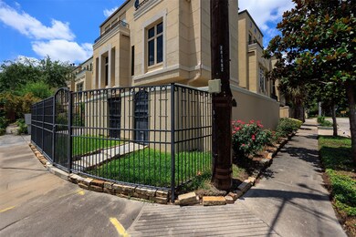 5801 Logan Ln, Houston, TX 77007 - photo 2