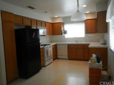 Spacious, Open Kitchen