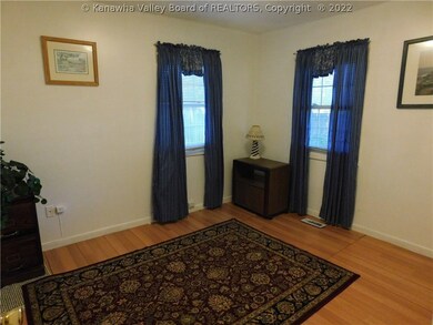 239 Hamon Dr, Scott Depot, WV 25560 - photo 5