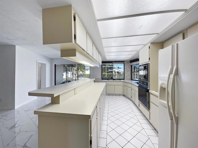 5506 Echo Pines Cir W, Fort Pierce, FL 34951 - photo 6