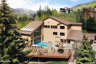 Streamside Pool