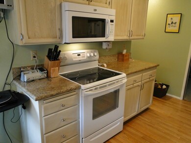 24446 13th Ave S, Des Moines, WA 98198 - photo 7