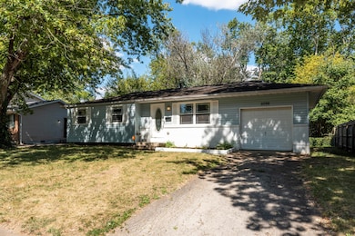 5096 Fullerton Dr, Columbus, OH 43232 - photo 2