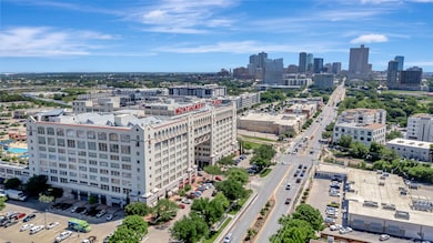Montgomery Plaza unit 1537, Fort Worth, TX 76107 - photo 2