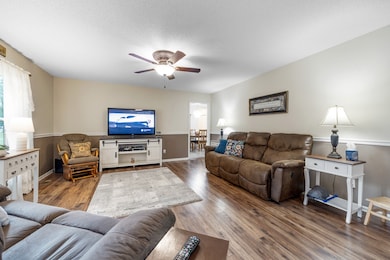 509 Twelve Oaks Rd, Tullahoma, TN 37388 - photo 3