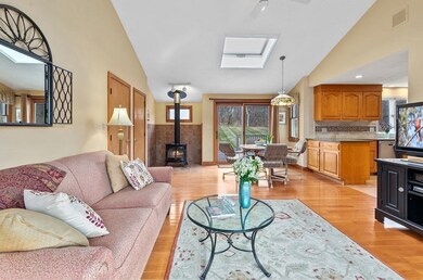 162 Bradford St, North Andover, MA 01845 - photo 4