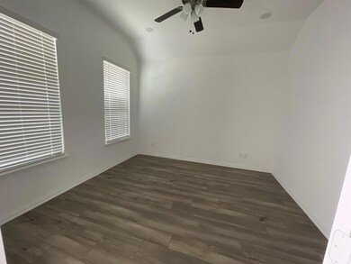 425 Smith Rd, Springtown, TX 76082 - photo 3