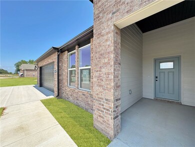 3108 Hattie Ln, Springdale, AR 72764 - photo 2