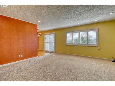 1900 NW Carden Ave unit 16, Pendleton, OR 97801 - photo 4