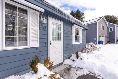 202 Holly Ln, Portsmouth, NH 03801 - photo 2