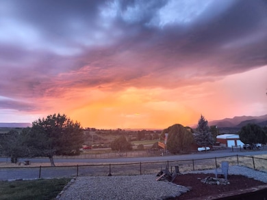 15314 Red Mountain Ln, Collbran, CO 81624 - photo 2