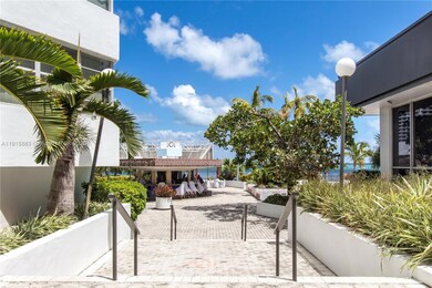 999 Brickell Bay Dr #1906 patio to pool and bay