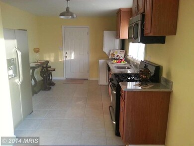 621 Hedgeleaf Ave, Capitol Heights, MD 20743 - photo 6