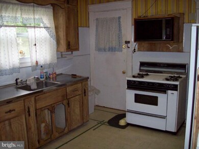 4009 Dorchester Rd, Gwynn Oak, MD 21207 - photo 7