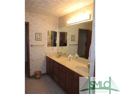 Master Bath/Spa.