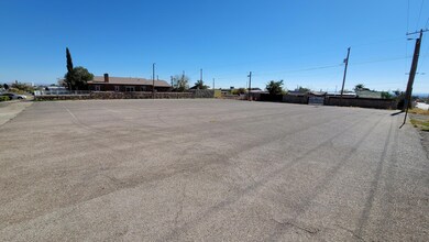 3306 Idalia Ave, El Paso, TX 79930 - photo 4